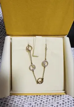 Item thumbnail for item f61f525b-38c8-4204-b568-72ce8326526a