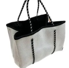 Item thumbnail for item f5b83817-b830-4b43-8e44-de94ded2524c