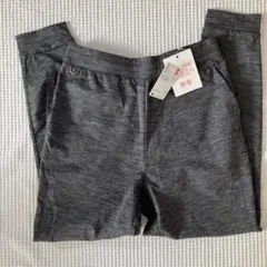 新品未使用　ユニクロ　ドライEXウルトラストレッチアンクルパンM