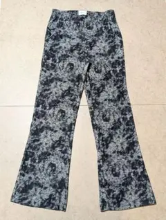 Item thumbnail for item 0f3a9a92-b7fa-4a3e-aeb5-0ca9902ee49c