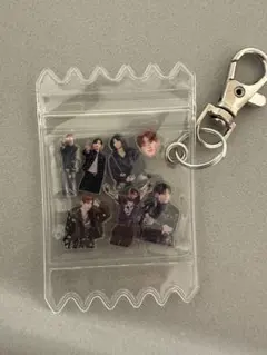 BTS グク　アクリルシャカシャカキーホルダーのサムネイル
