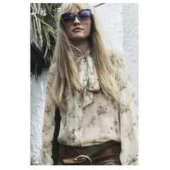 ZARA 花柄リボン付き長袖ブラウス