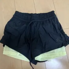 adidas ショートパンツ　トレーニングウェア　ジムウェア
