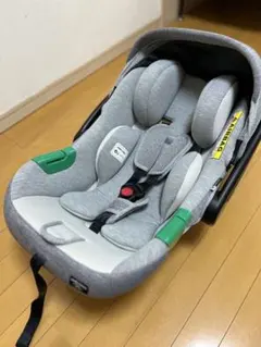 新生児 チャイルドシート