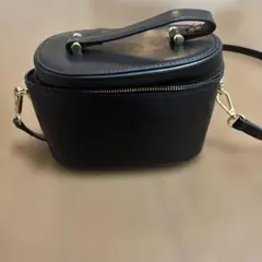 ブラック ショルダーバッグ