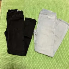 H&M サイズ128 ブラック・ライトブルー デニムパンツセット