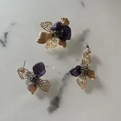 ブロッチとピアスセット　紫花金色レースピアス　ブロッチ