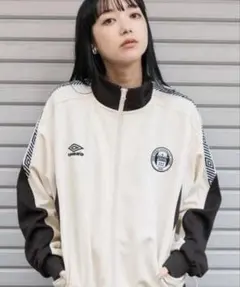 ニコアンド　UMBRO 別注　トラックジャケット　ジャージ 楽天市場】【UMBRO】別注 トラックジャケット niko and  ニコアンド
