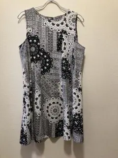 ZARA 花模様ワンピース