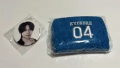 INI 藤牧京介 XQUARE カプセルトイ リストバンド ミニ缶バッジ