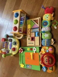 おもちゃセット（カタツムリ・叩き台・運転）