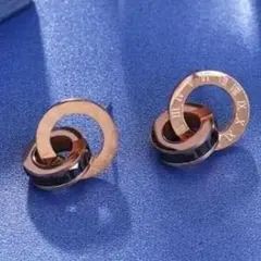 ローズゴールド ブラック チタン鋼 二重巻き ローマ数字 ピアス #C650-1
