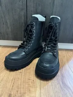 【新品】PAGE BOY 厚底ブラックレザーブーツ M23.5のサムネイル