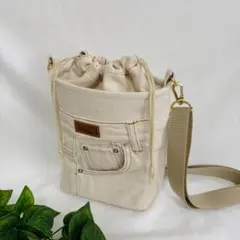 ショルダーバッグ　デニムリメイク　巾着　アイボリーデニム　ハンドメイド　クリーム