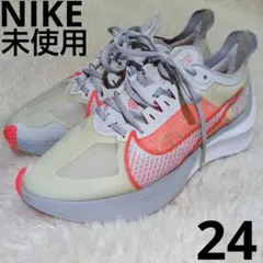 未使用　NIKE ZOOM GRAVITY ランニング　24
