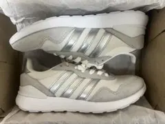 adidas ホワイト グレー スニーカー