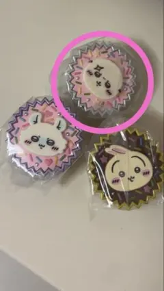 ちいかわ　手作りおやつチャーム　ラッコ