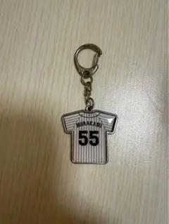 村上宗隆 55番 ユニフォーム型キーホルダー - メルカリ