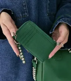 ear PAPILLONNER 本革スタッズフラグメントケース　ほし企画