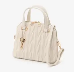 マジェスティックレゴン　チャームセットキルティングバッグ