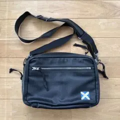 Item thumbnail for item 7e60e416-64b4-4a67-894f-bd187914f948