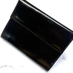 【極美品✨】プラダ 2つ折り財布 ブラック レザー ロゴ 無地 希少 型押し
