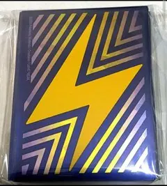 K*a様 【新品・匿名配送】海外限定 雷 ピカチュウ デッキシールド スリーブ