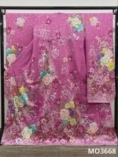 振袖 銀通し ラメ刺繍 薔薇 紋意匠 躾糸付き 身丈167cm MO3323 - メルカリ