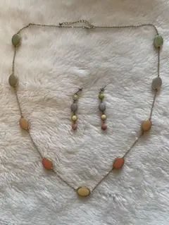 カラフルオーバルデザインネックレス＆ピアスセット