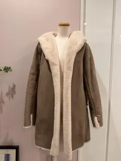 La Leia ムートンコート フード付き ベージュ　ブラウン
