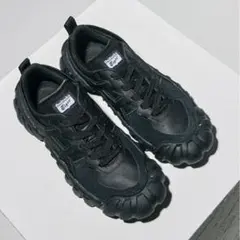 23.0㎝ オニツカタイガー デンティグレ エルエス ブラック オールブラックの「オニツカタイガー」は他にはないデザインにひと目