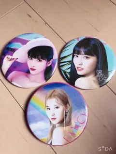 twice   缶バッジ