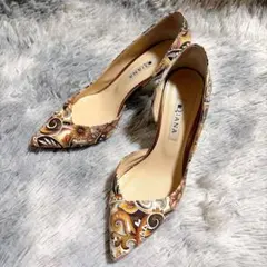 Item thumbnail for item e45aec1c-0407-4e7e-8e52-66490c8f12ab