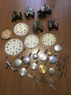 振り子時計　掛時計などの部品色々　当時物　レトロ　アンティーク　ビンテージのサムネイル