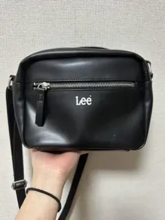 Lee ブラックショルダーバッグ