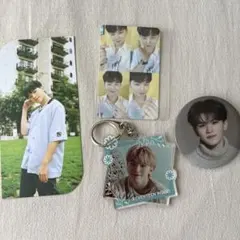 seventeen ウジ　トレカ　バッジ　キーホルダー