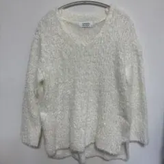 LOWRYS FARM アイボリー Vネック セーター M