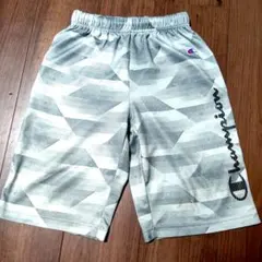 Championハーフパンツ　130〜140センチ