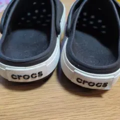 crocs キッズサンダル ブラック/ホワイト