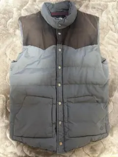 Dickies ダウンベスト　茶色　紺色　裏地ワインレッド