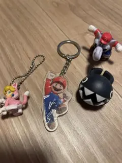 マリオ・ピーチ・チェーンチャー 4点セットのサムネイル