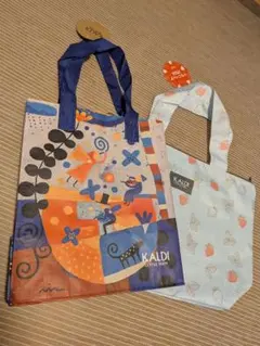 KALDI 2026いちご柄 トートバッグ&エコバッグ（私たちの家）