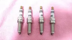 HKS MR40XLZ 4本 約1500km使用のサムネイル