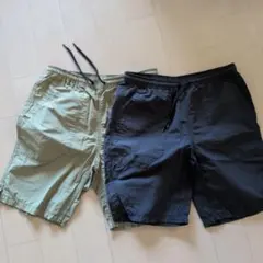 オリーブグリーンとブラックのショートパンツ2枚セット