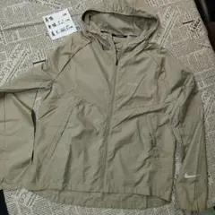 NIKERUNNING　ナイキランニング　トレーニングウェア　ランニングウェア