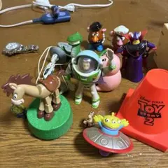 k*i様 トイストーリー フィギュア大量 バズ ザーグ ハム など