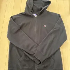 Champion ブラック ジップアップパーカー