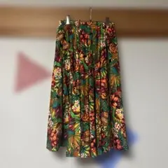 トロピカルフラワー柄 フレアスカート　ウエストゴム入り　サイズF