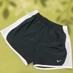 NIKE ランニングパンツのサムネイル