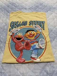 セサミストリート　UT リラックスフィット　XXL イエロー　エルモ　美品